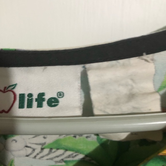 LIFE ANIMAL HOSPITAL SCRUB MEDIUM with pockets - Picture 4 of 11